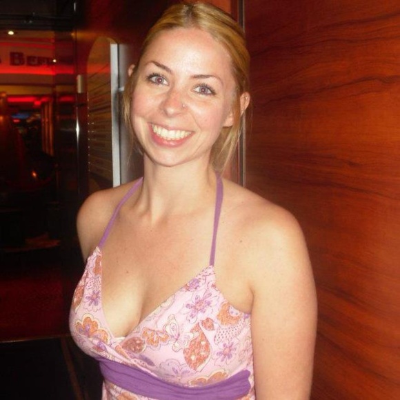 Meet your Posher, Amy - Picture 1 of 1